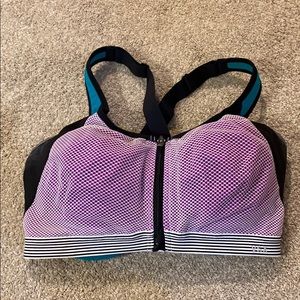 Victoria Secret sports bra